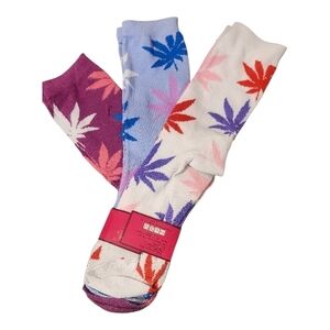Colorful Leaf Pattern Socks